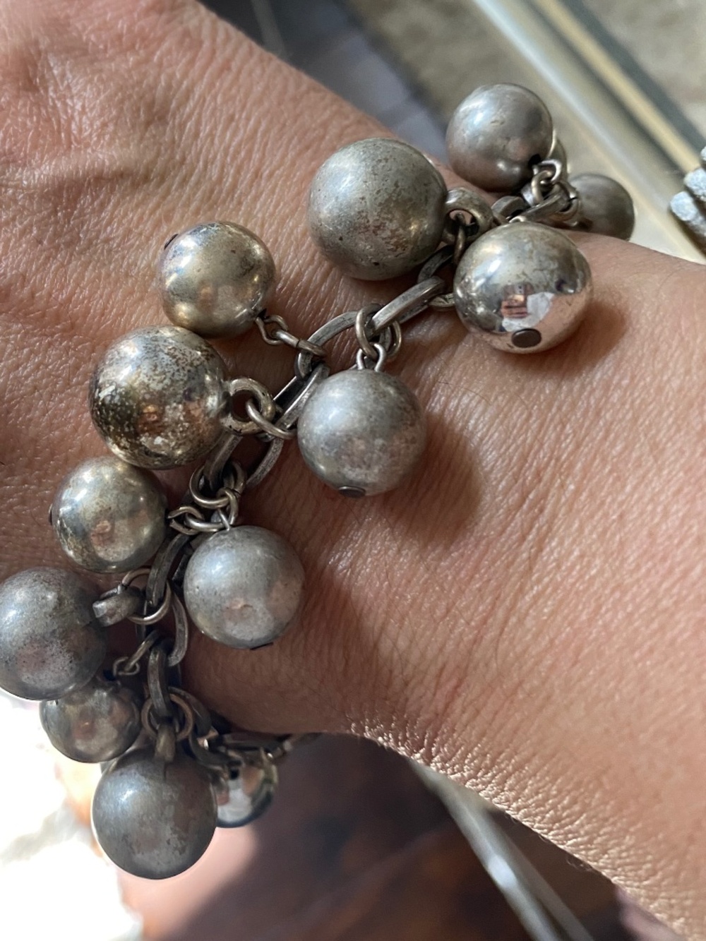 VINTAGE AVON SILVER BALLS CHUNKY BRACELET
